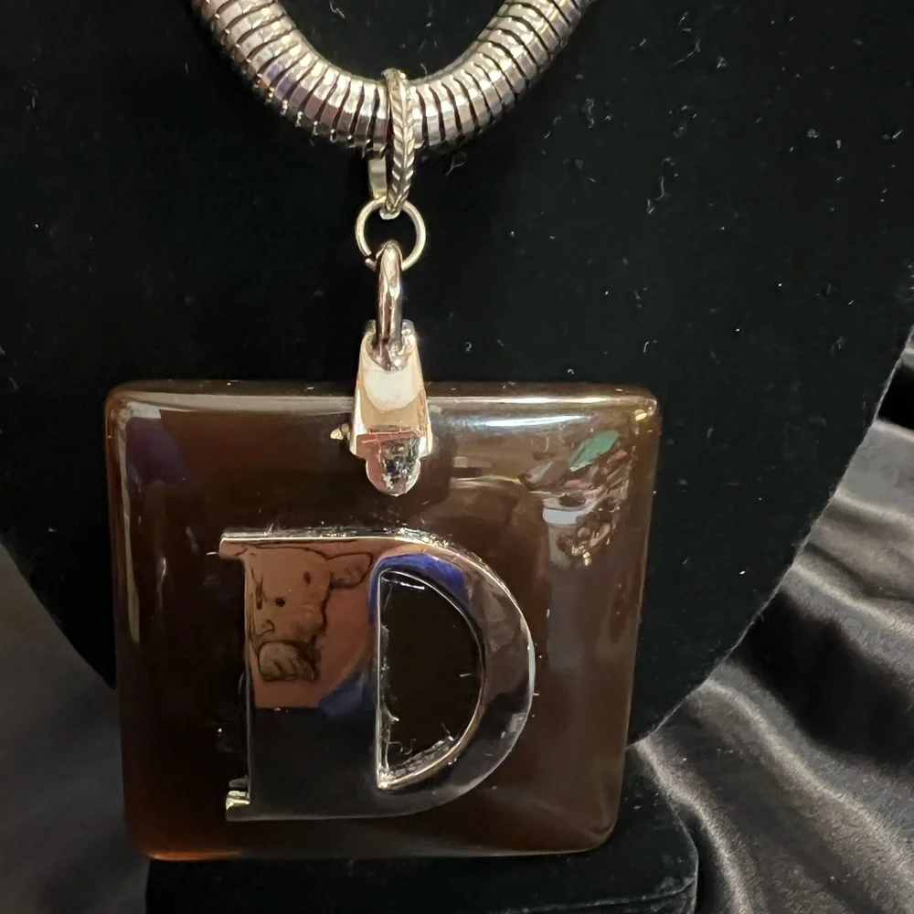 Monogram Initial Necklace - Picture 4 of 7